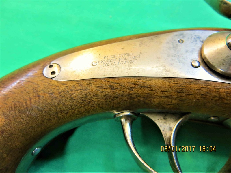 une paire de pistolets  D'OFFICIER   Mle 1842   Img_5212