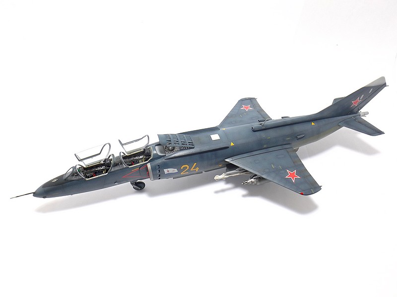 Yak-38U forger B - Hobby Boss - 1/48 Yak38_26