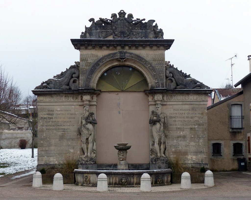 Marseille - ARCHITECTURE : cariatides et atlantes - Page 10 Photo-10