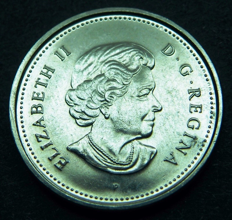 2004P - Coin Fendillé Queue Castor & Feuille Gauche (Die Crack Bvr's Tail & Left Leaf) Dscf7656