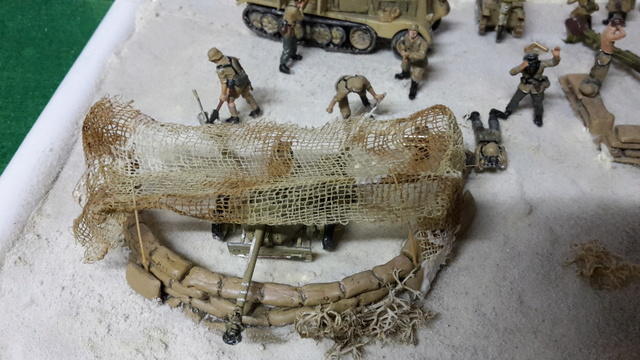 Batterie mixte : obusier FH18 et PAK40 Afrika corps 1942 au 1/72 03-02-18
