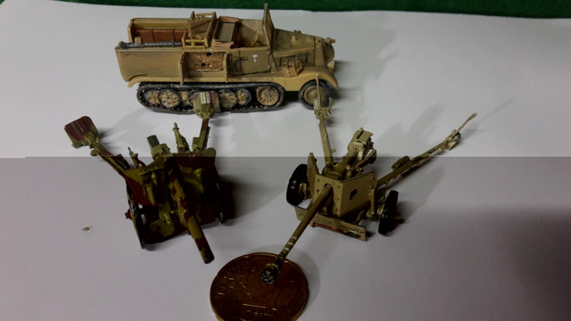 Batterie mixte : obusier FH18 et PAK40 Afrika corps 1942 au 1/72 20161240