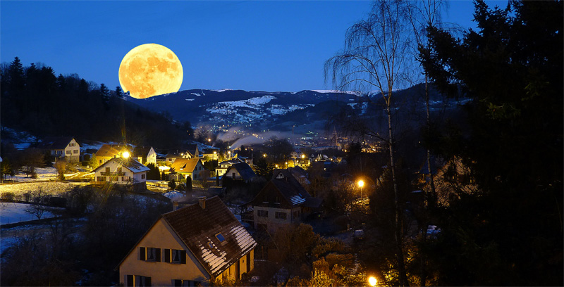 Demain soir la plus grosse Lune s'exhibera 2015_010