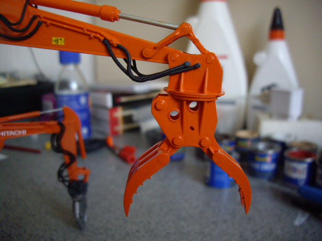 Hitachi Doppel-Arm-Arbeitsmaschine, Hasegawa 1:35 03910