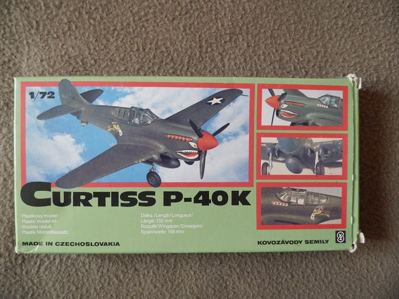 [Kovozavody Semily] Curtiss P-40K Dsci0039