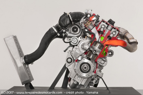 Un moteur turbo de 998 cm3 délivrant 180 chevaux...dans la poudreuse Motone13