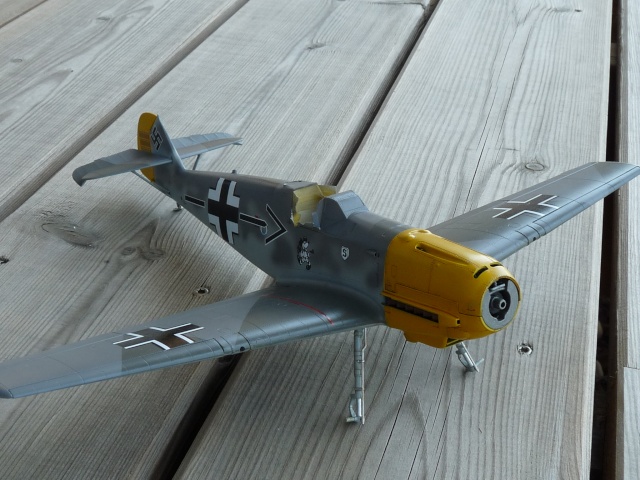 [Trumpeter 1/32] Bf 109 E4  - Page 2 P1030615