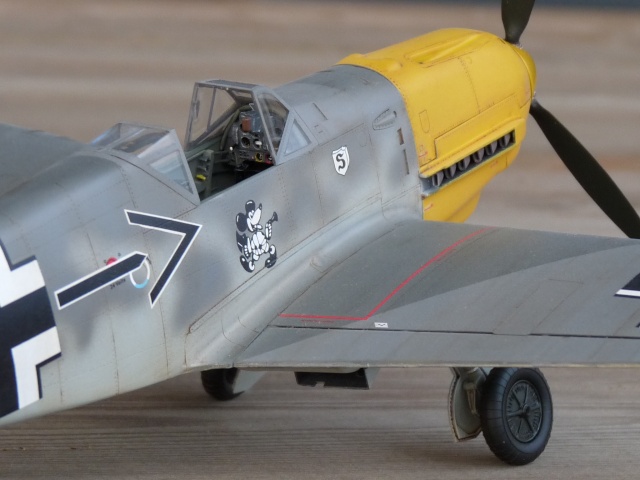 [Trumpeter 1/32] Bf 109 E4  - Page 3 P1030619