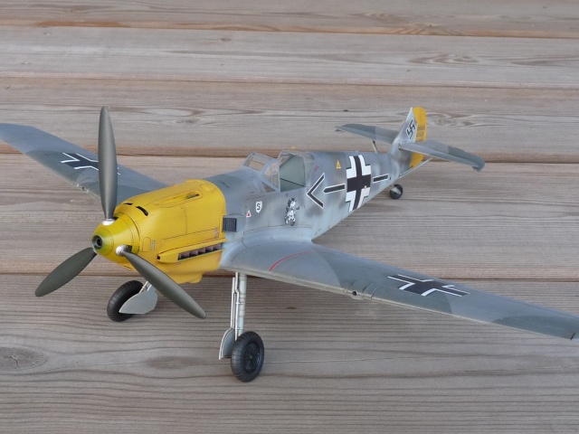 [Trumpeter 1/32] Bf 109 E4  - Page 3 P1030620