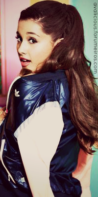 Ariana Grande Ariana15