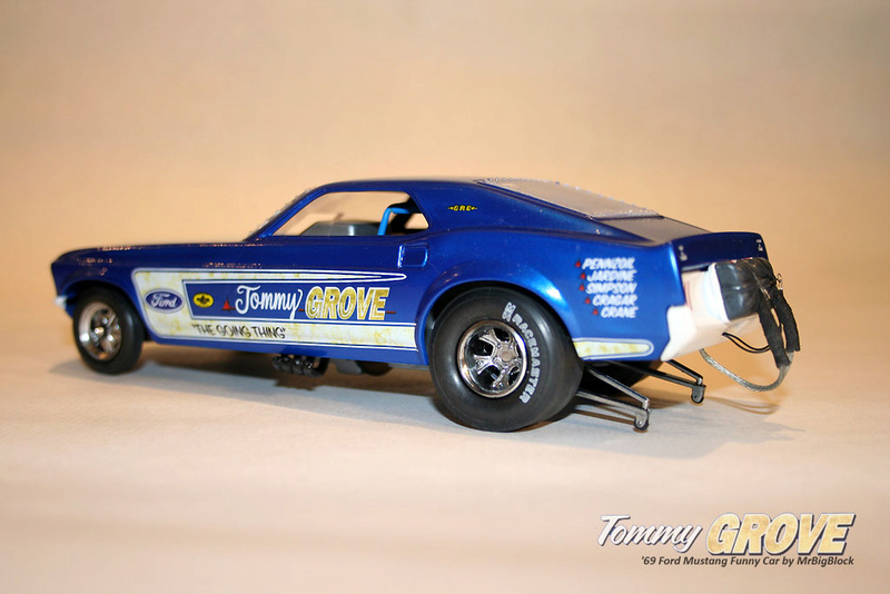 Tommy Grove Mustang Funny Car (Polar Lights) [Terminé] - Page 2 210