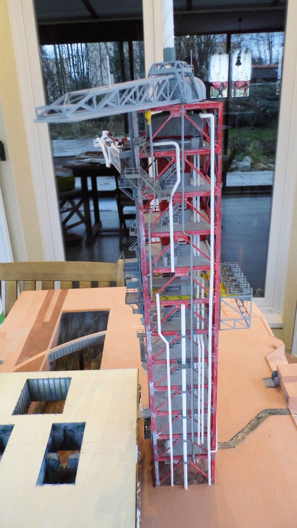 Launch Tower & Space Shuttle [Revell 1/144] - Ouverture de boite et montage par Fox - Page 5 00111