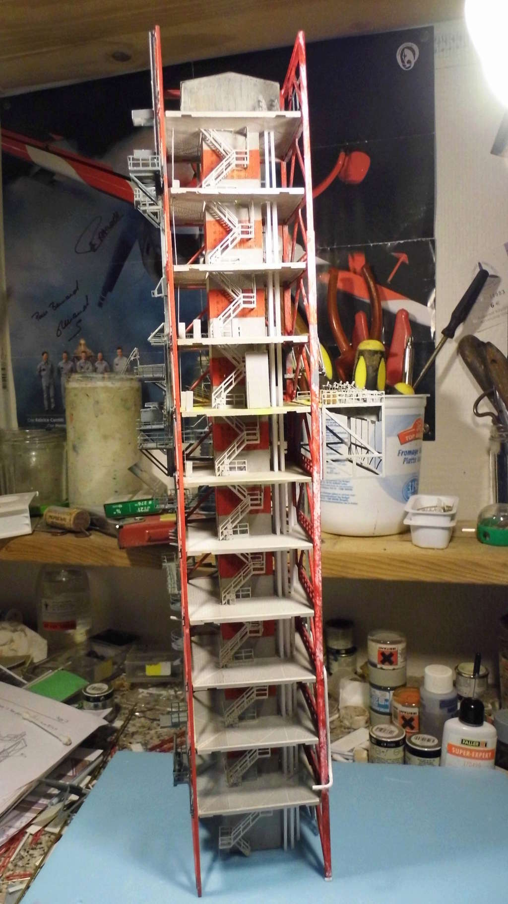 Launch Tower & Space Shuttle [Revell 1/144] - Ouverture de boite et montage par Fox - Page 5 Dsci0010