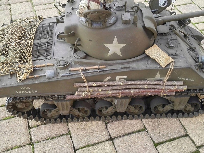 Sherman M4A3 (75) scala 1/6  - Pagina 2 Modelt20