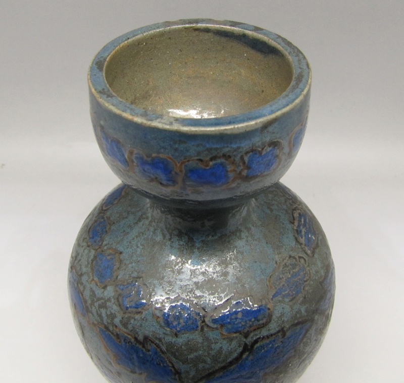 Little blue pot with Persian / Arab / Greek writing stamp  Img_2311