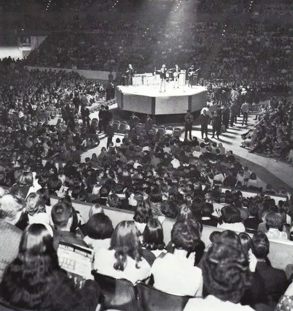 02.12.1965 au Coliseum de Seattle.Etat de Washington. 03_12_17