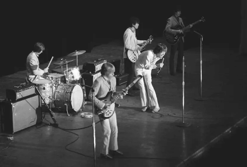 22.07.1966 au Memorium Auditorium de Sacramento. 23_07_27