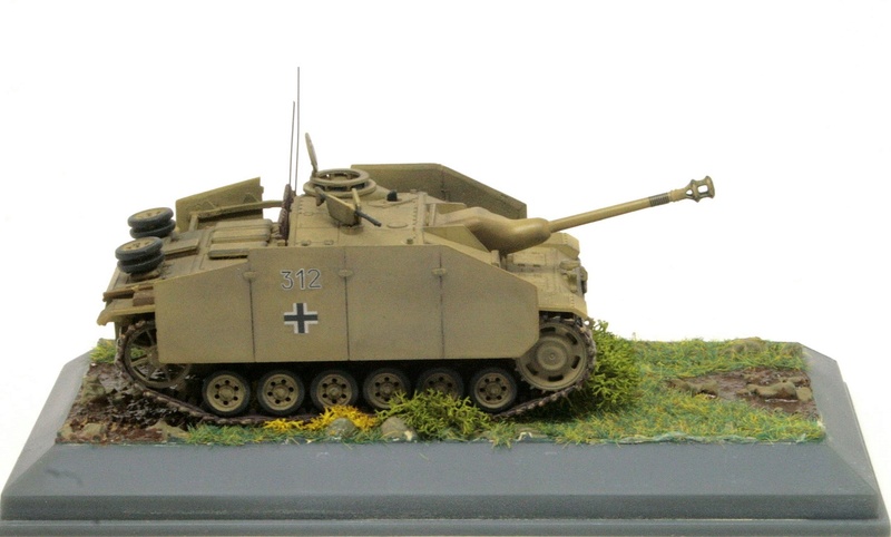 [REVELL]  Sturm Geschütz III (StuG 40) Ausf. G  (Sd.Kfz. 142/1)  (104) Sdkfz_18