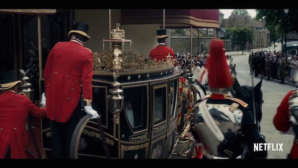 Série The Crown : le règne de la reine Elisabeth II - Page 2 X720-o10