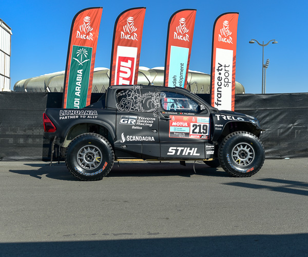 DAKAR 2022 - N°219 TOYOTA HILUX "Toyota Gazoo Racing Baltics" B.Vanagas.F.Palmeiro 219-du10