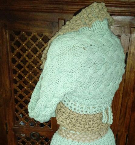 Crochet - Jupe LAINE Vert Céladon : Tricot Torsades & Crochet avec Gilet manches longues  Img_2203