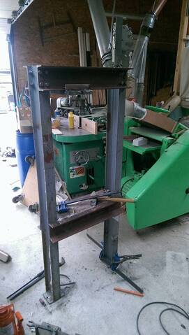 Presse Hydraulique Sur Base Cric Bouteille 30t