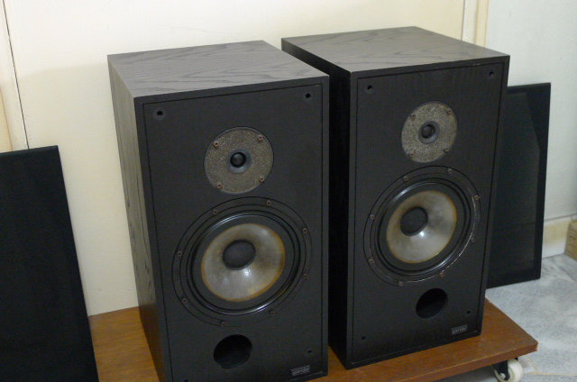 Spendor SP 2/2 Speakers (Used) SOLD P1130245