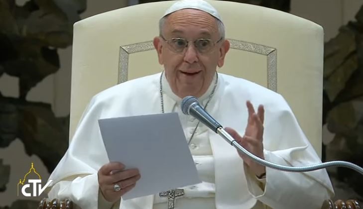 Pape François, Il faut rester dans le monde mais se défendre des illusions du monde Pape_f18