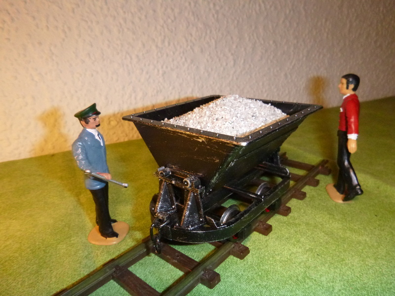 Binnie Engineering (GB) , 32mm Wagons, Loren ca. 1:19 P1030211