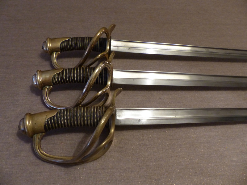 Mes sabres de cavalerie du modèle 1882 de troupe P1040113