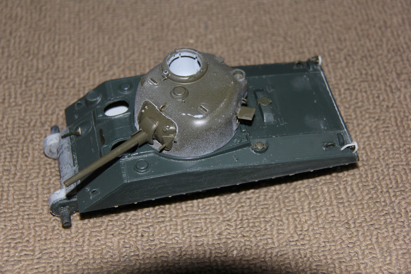Sherman ( s ) 1/35 N°2 le M4A4 déco - Page 2 00312