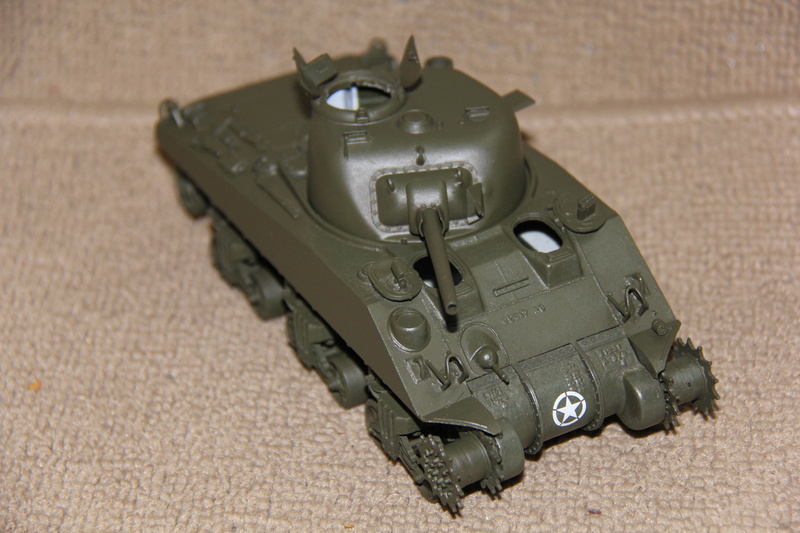 Sherman ( s ) 1/35 N°2 le M4A4 déco - Page 2 00512