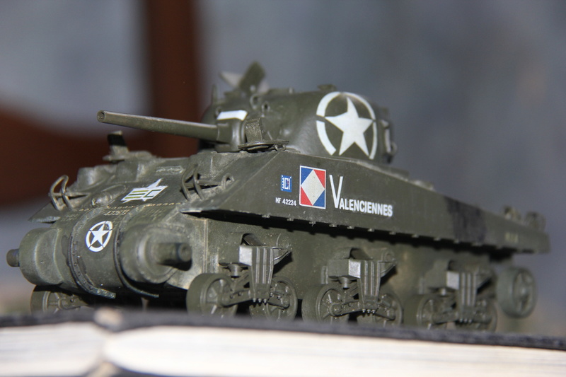 Sherman ( s ) 1/35 N°2 le M4A4 déco - Page 2 01513