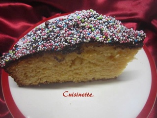 Gâteau crème Amandine.nappage chocolat. 14513610