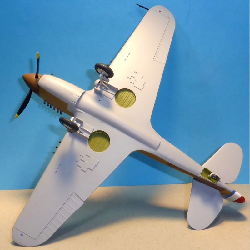 [Hobby Boss] - Curtiss P40 rénovation en Groupe Lafayette 1943 - FINI - Page 3 P40ryn40