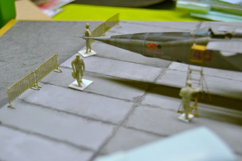 MIG 25 R (Condor+Armory ) - Page 6 004_8012