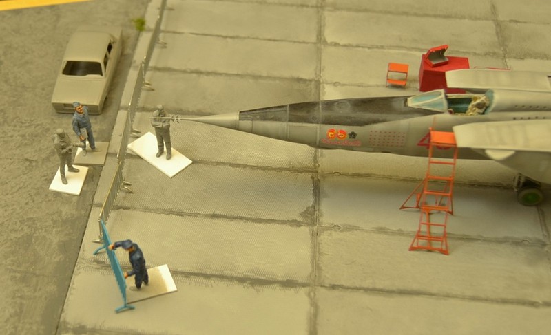 MIG 25 R (Condor+Armory ) - Page 8 026_8010