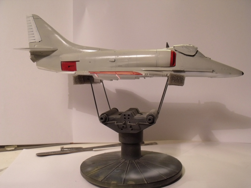 A-4 E Skyhawk - 1/ 48° Pont d'envol fait - Avion fini - accessoires de pont en confection. - Page 2 Dscf6813