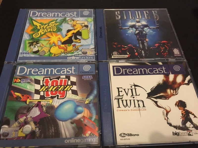 Estim  dreamcast + 52 jeux ajout de photos Jeux_411