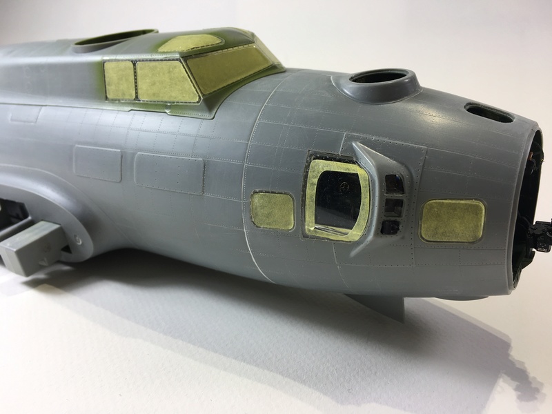 [HK Models] 1/32 - Boeing B-17G Flying Fortress - "The Betty-L" - Page 7 Img_8418