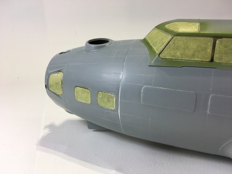 [HK Models] 1/32 - Boeing B-17G Flying Fortress - "The Betty-L" - Page 7 Img_8419