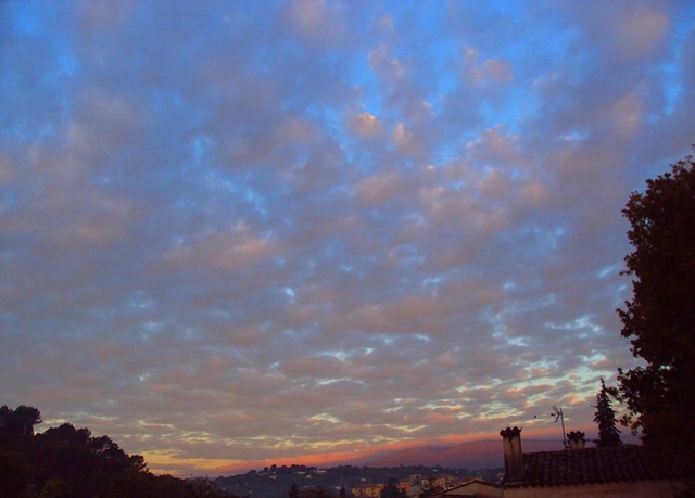 Le ciel va tomber sur notre tête ! - Page 34 Ciel_d10