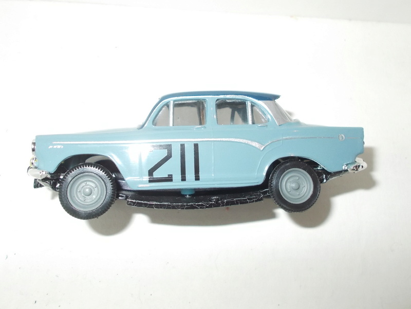 ROCHETAILLEE SUR SAÔNE (69) Compte rendu de l expo de petites NOREV au musée de l automobile en 2017 ... Aronde10