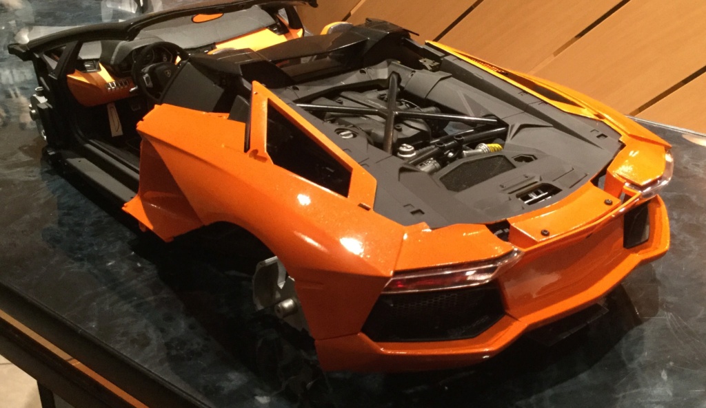 Lamborghini Aventador roadster Pocher 1:8 - Page 2 7e56b510