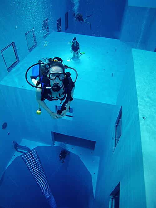 la piscine de Bruxelles la plus profonde d'Europe Photos11