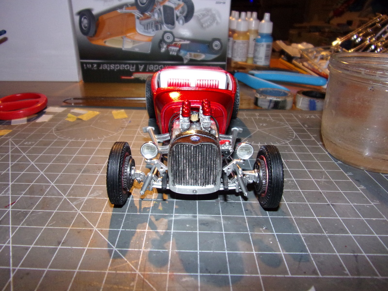 '29 FORD Model A Roadster - 1/25éme - REVELL - Page 19 102_4063