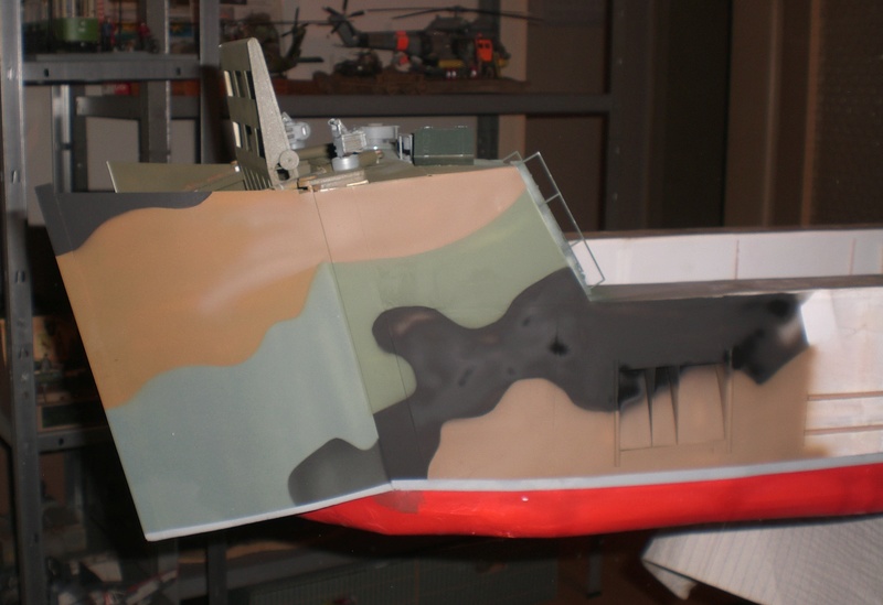 Fertig - Navy Landing ship medium, scratchbau von 1:144 nach 1:35, by oluengen359 - Seite 5 Cimg3241