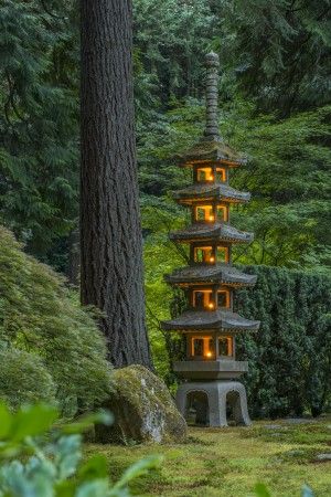 Les jardins Japonais et les lanternes Japonaises 48bf7510