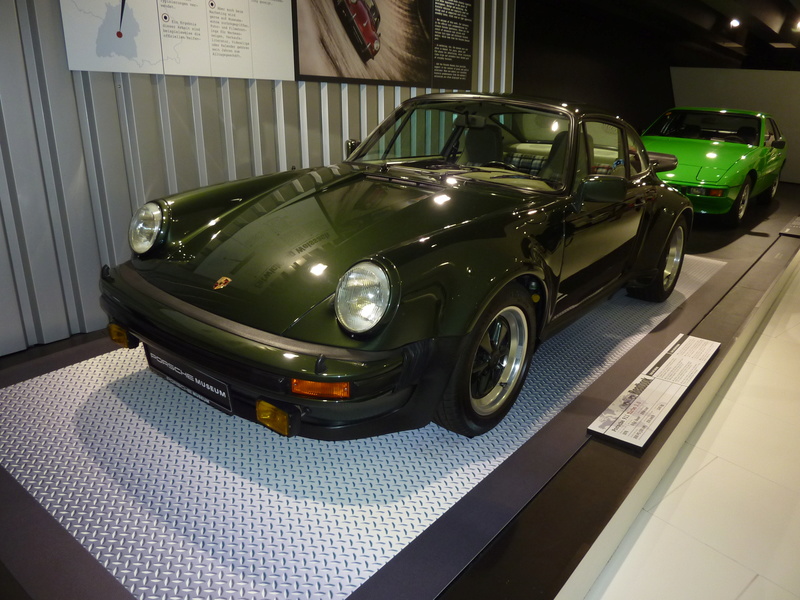 Sortie Musée Porsche et Musee Mercedes P1170139