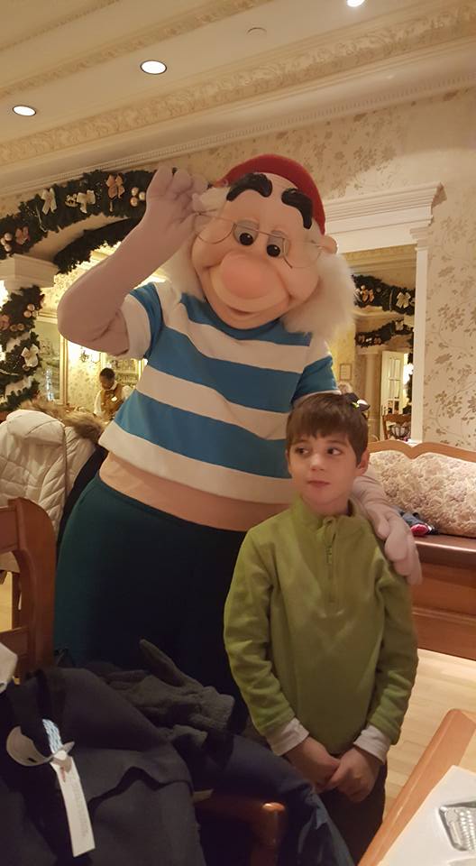 Tr de la découverte de disney pour mon fils du 9 au 10 janvier 2017 au santa fé. 18410